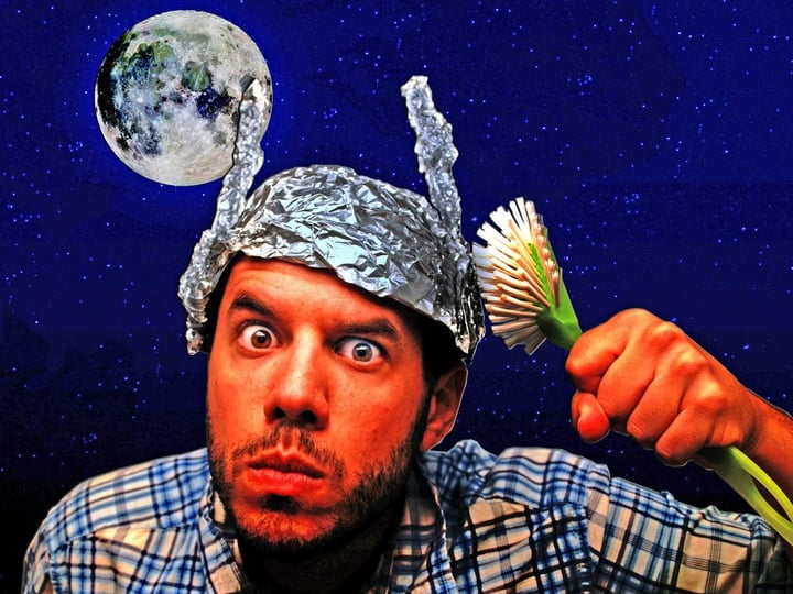 the-conspiracy-theory-conspiracy-4320947-1