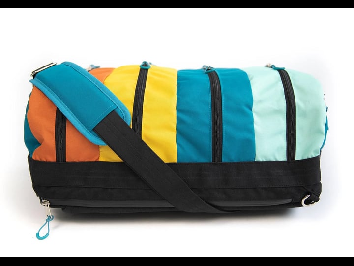 the-tiny-colorado-30l-hybrid-duffel-backpack-eco-friendly-cordura-bag-carry-on-bag-tobiq-1