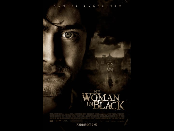 the-woman-in-black-876367-1