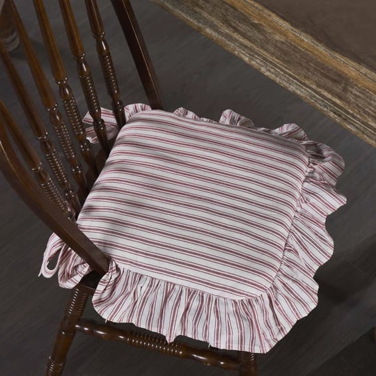 timeless-ticking-red-ruffled-chair-pad-1