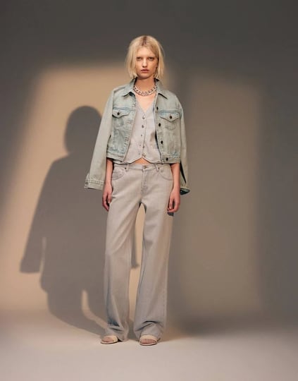 topshop-ember-low-rise-wide-leg-jeans-in-ice-blue-1