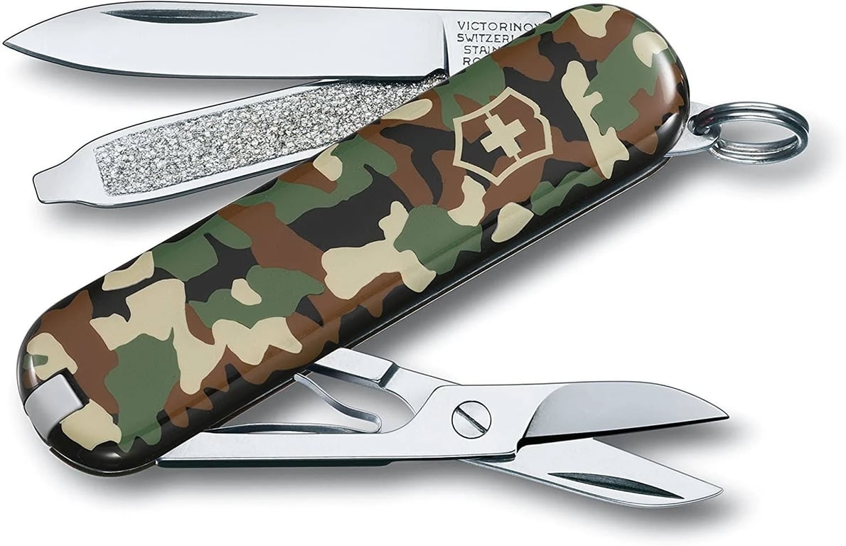 victorinox-camouflage-classic-sd-swiss-army-knife-1