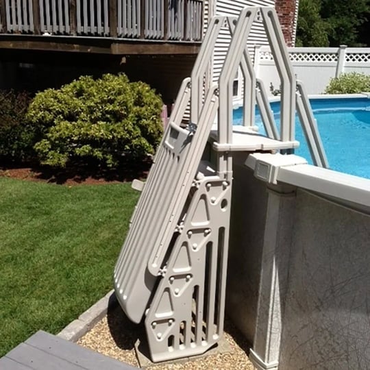 vinyl-works-deluxe-in-step-above-ground-swimming-pool-ladder-white-1