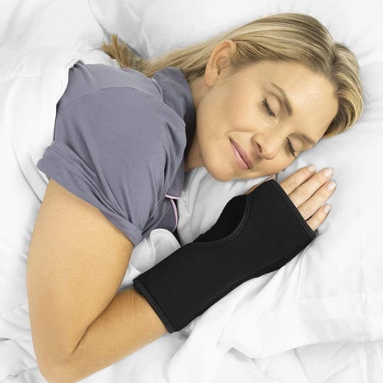 vive-overnight-wrist-brace-black-1