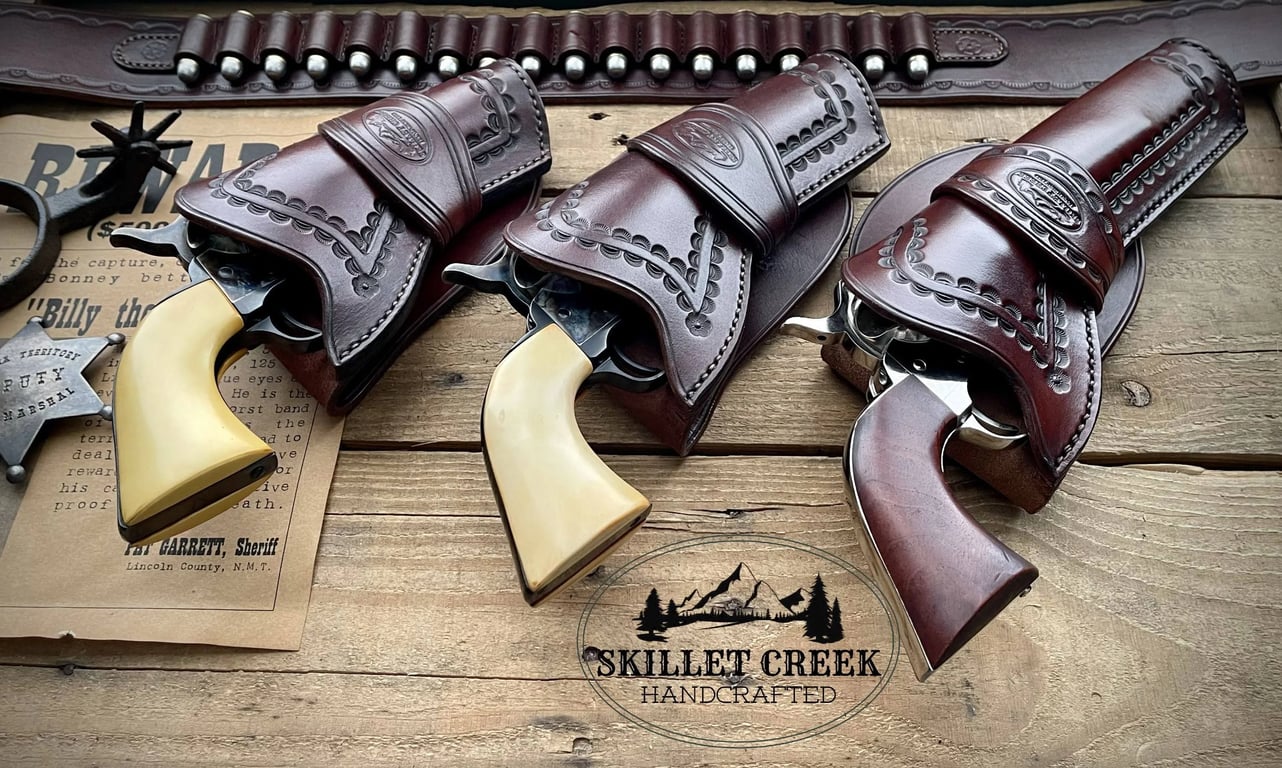 western-single-action-cowboy-leather-holster-hand-of-god-style-1