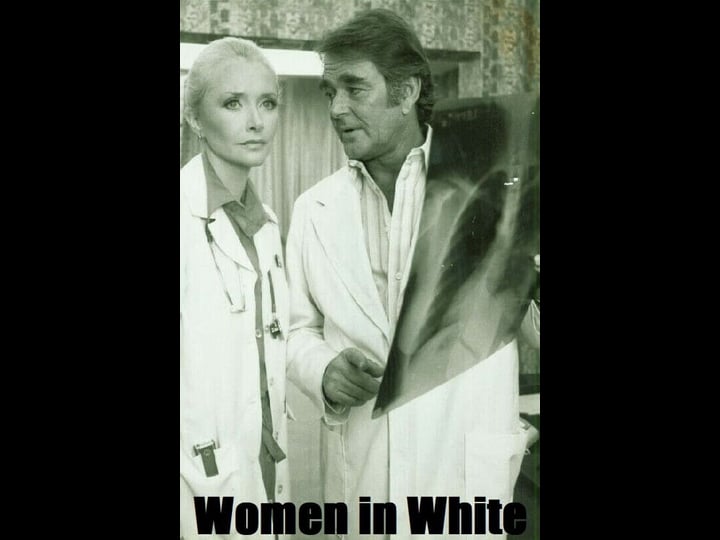 women-in-white-4315554-1
