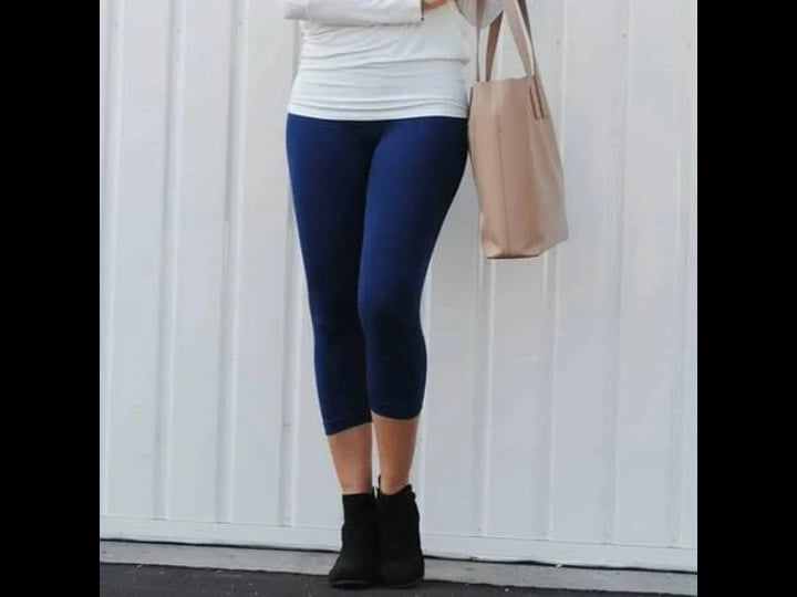 yelete-seamless-capri-leggings-womens-size-one-size-blue-1