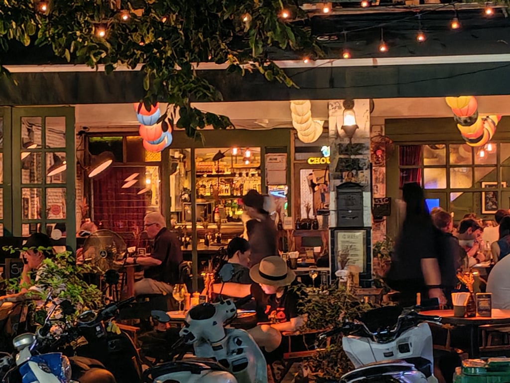 Le Café des Stagiaires - Bangkok รูปภาพ 2