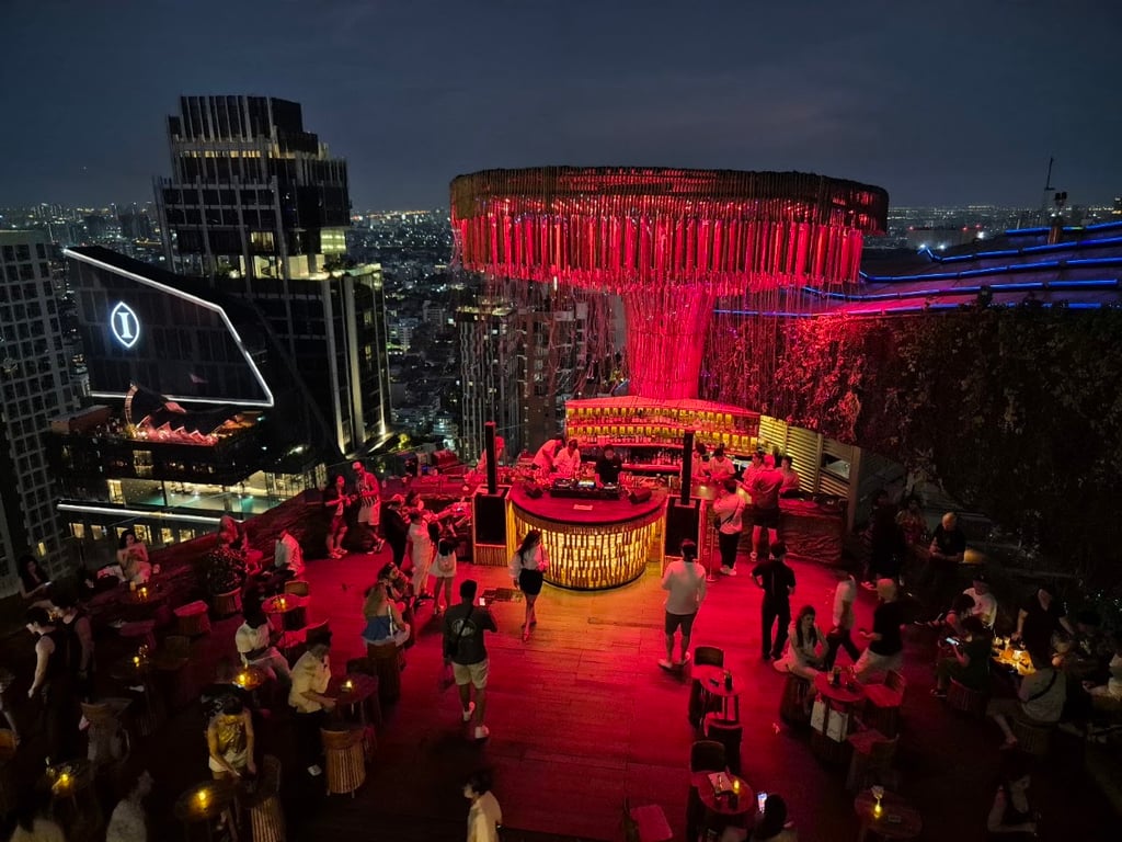 Tichuca Rooftop Bar