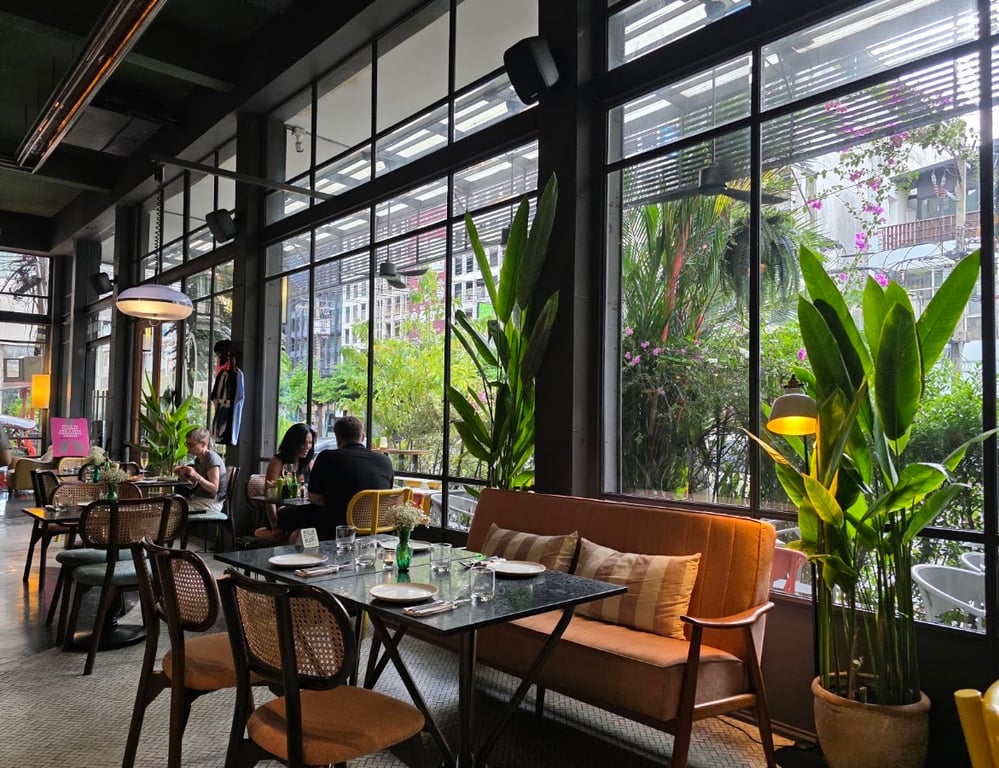 Gigi Eatery Asoke photo 2