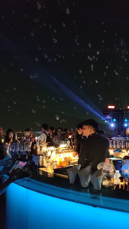 Octave Rooftop Lounge & Bar รูปภาพ 2