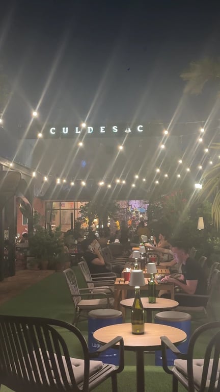 Cul de Sac - Thonglor Rooftop Bar photo 3