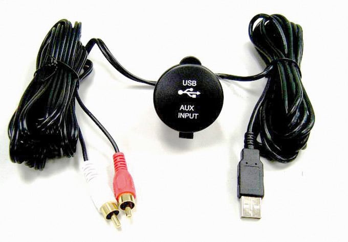 Prise encastrable USB/Jack pour autoradio