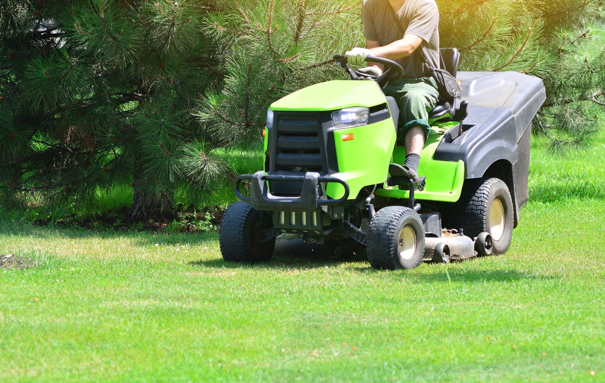 Lawn Care in Overland Park, KS