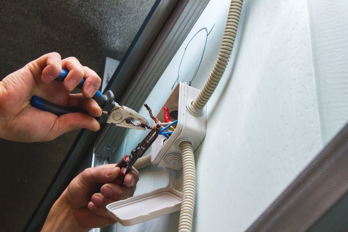 Everything You Need to Know About Electricians in Miami, FL