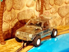 Vintage Mitsubishi Pajero TT 'transparente'