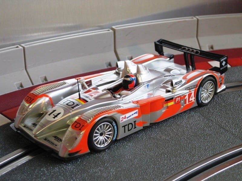Neldo.net picture of Scalextric Spain Audi R10 'Kolles'