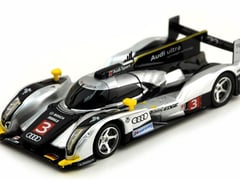 Audi R18 Spa 2011  Lightning 