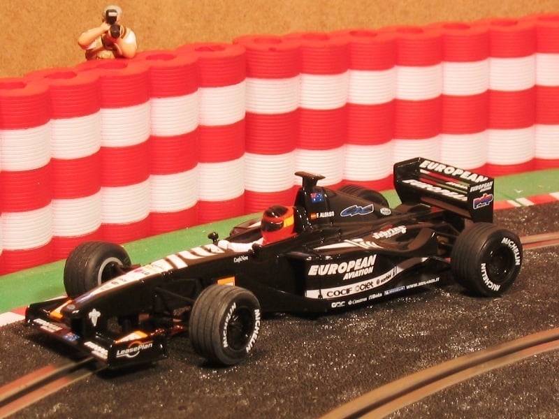 Neldo.net picture of Scalextric Spain Minardi F-1 2001 Special Edition