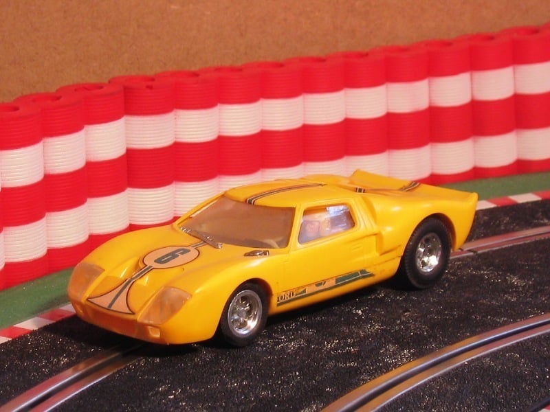 Neldo.net picture of Scalextric Spain Ford GT (Color: yellow)