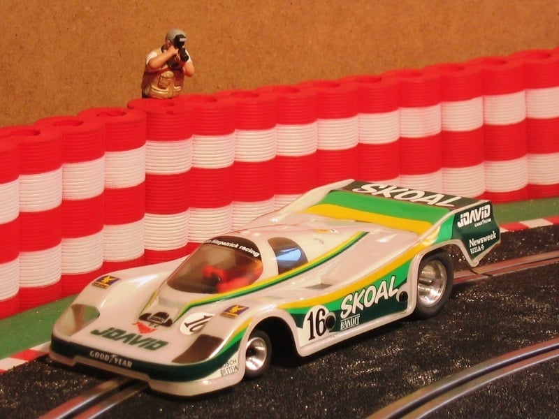 Neldo.net picture of Scalextric Spain Porsche 956 'Skoal'