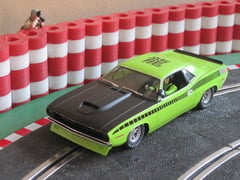 Plymouth AAR CUDA 'LIME' Especial Shangai