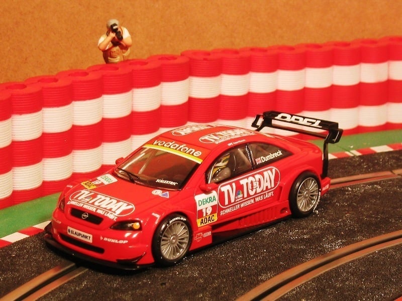 Neldo.net picture of Scalextric Spain Opel Astra V8 Coupe DTM 'Dumbreck'