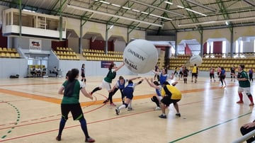 Initiation kin ball 