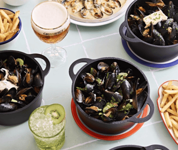 Restaurant, moules party !!! 😋