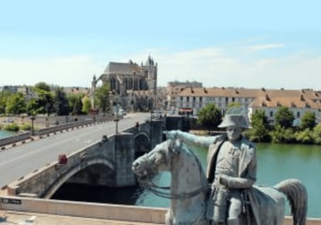 Entre Sens et Montereau Fault Yonne 