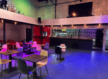 Valhalla Club Food 🍗 Nouveau, Bar 🍺  