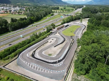 Karting à crolles ( voir également découvrir l'arbalète)