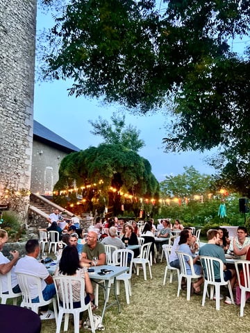 🥂 Soirée Blanche au Château de la Rive 🏰