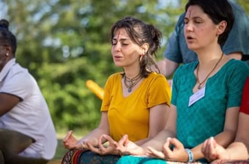 "Om chanting" jardin des plantes 