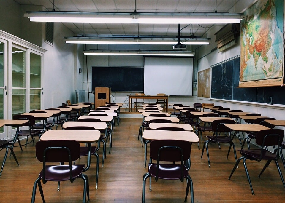 Las Vegas student asks Ninth Circuit to revive suit over classroom attack