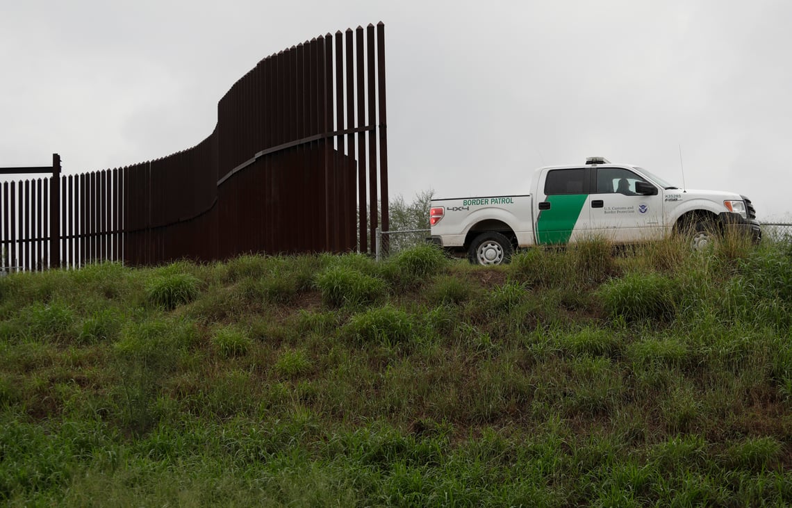 Judge Blocks Plan to Use $3.6 Billion in Military Funds for Border Wall ...