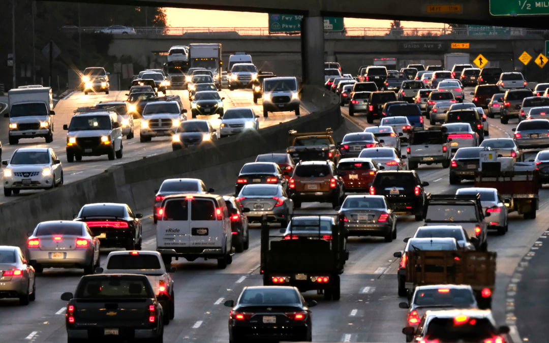 Californians sue over AI-based price fixing at gas pump