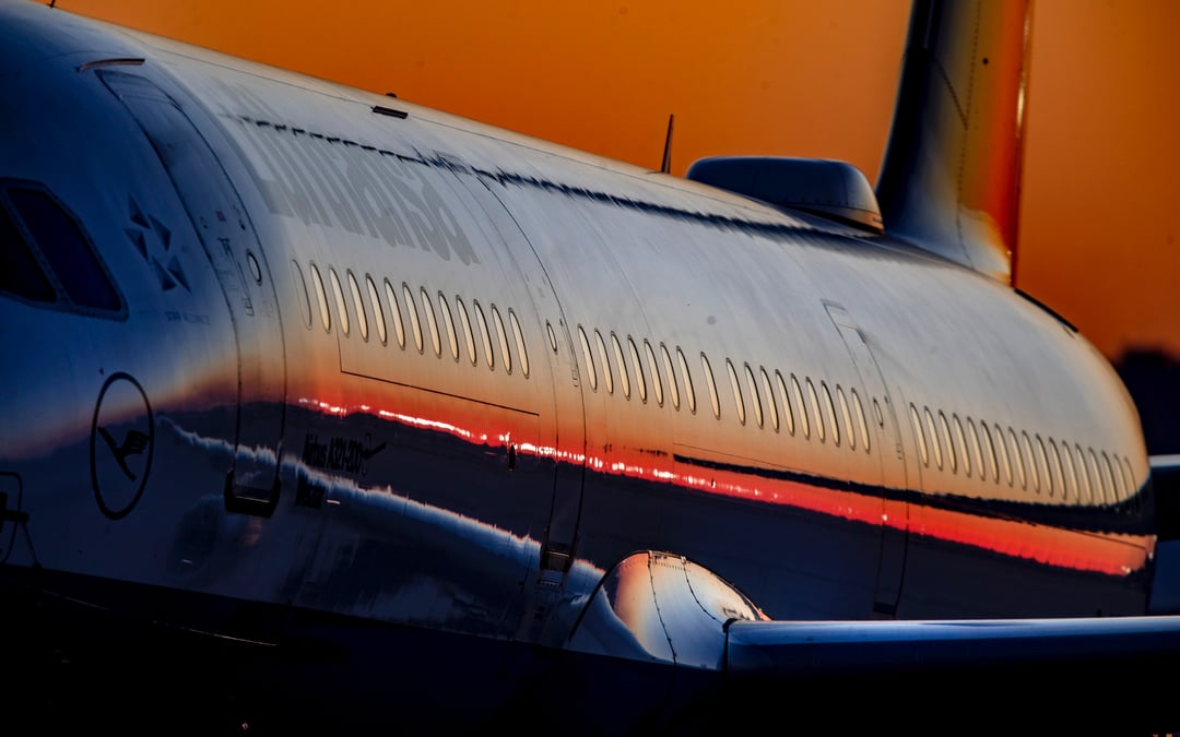 Lufthansa Covid aid faces rough landing after EU adviser opinion