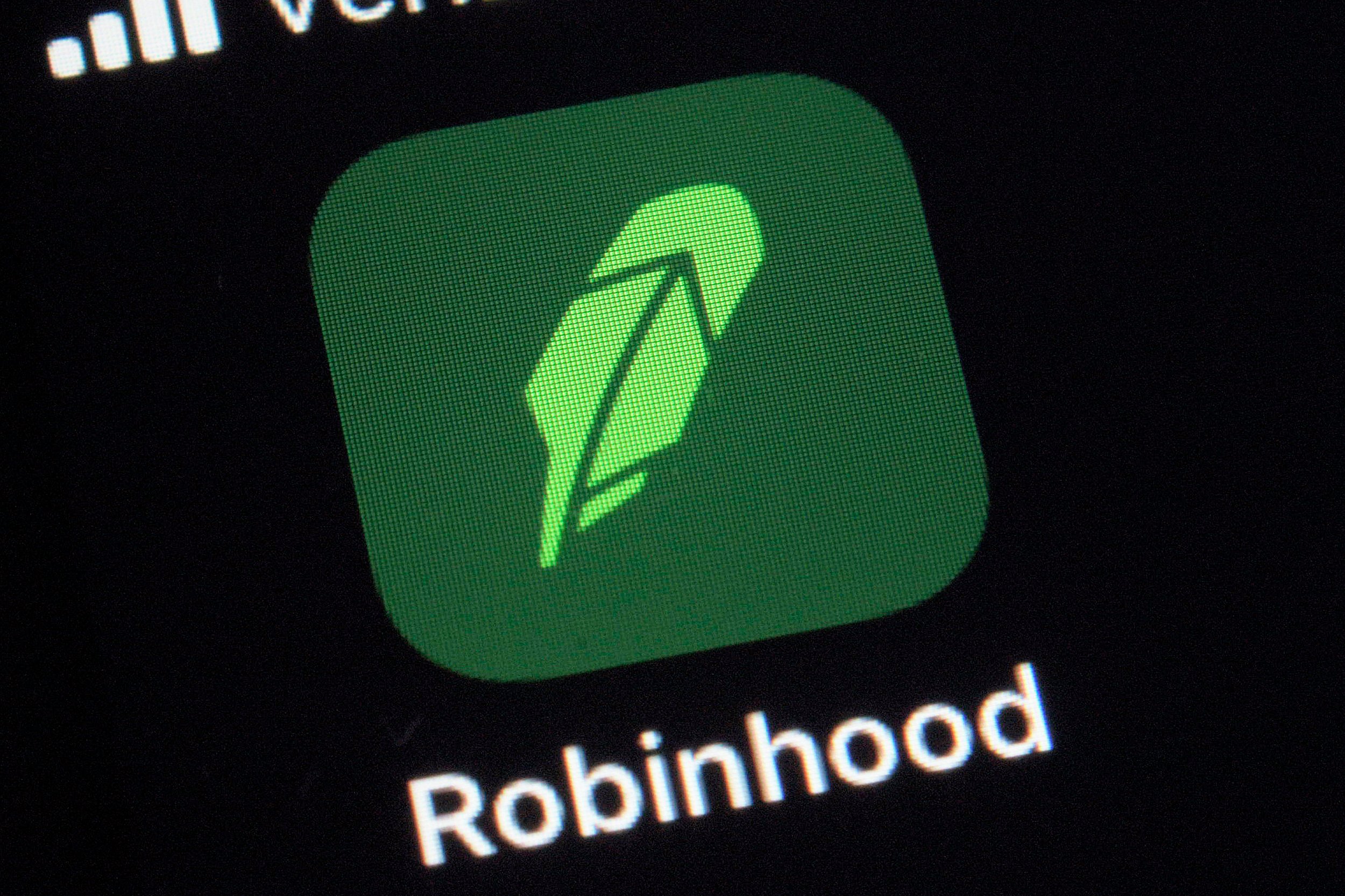 Robinhood Shares Plunge as the Online Brokerage Posts a Drop in