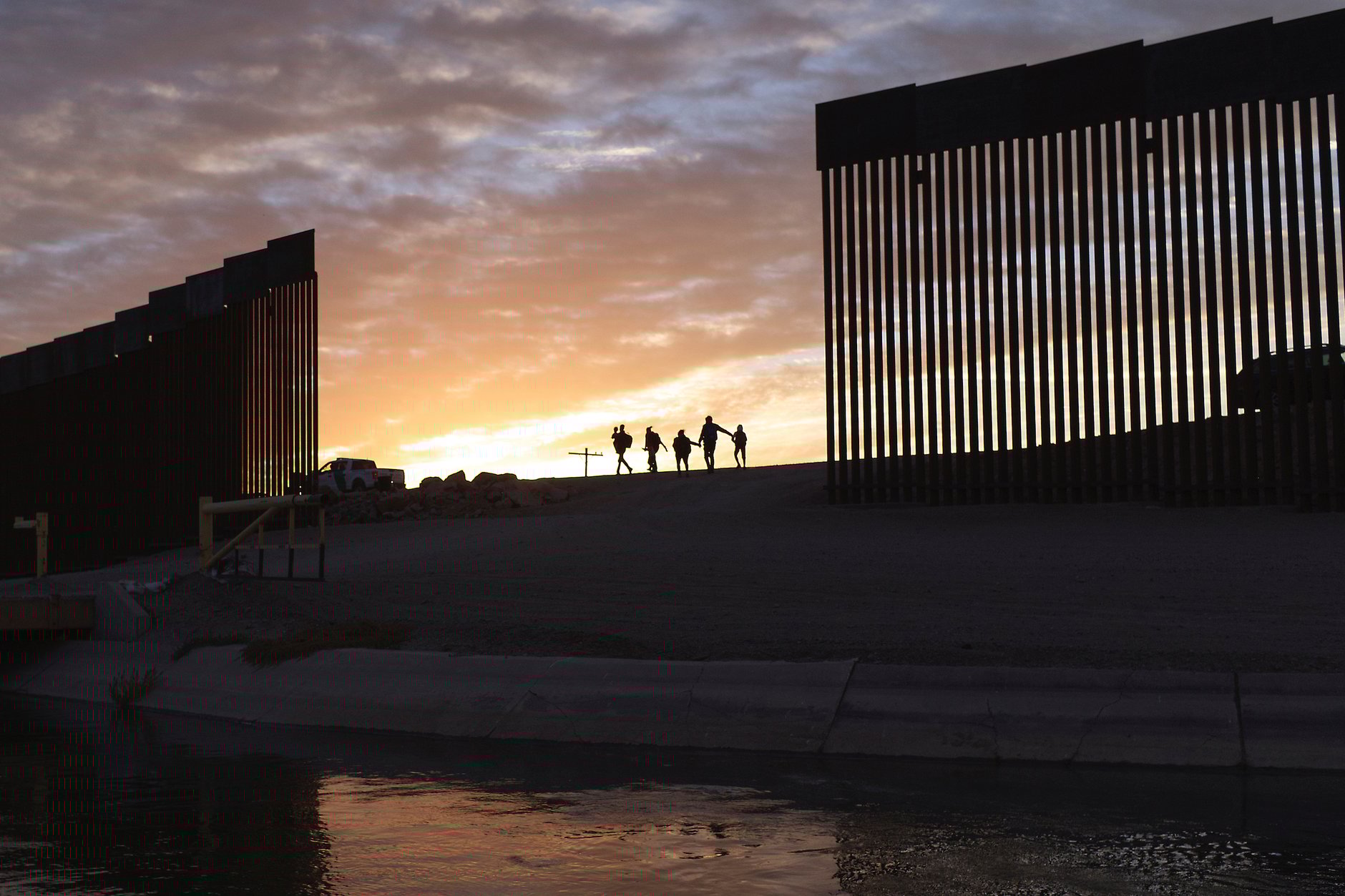 Biden administration defends migrant parole release policy at Eleventh  Circuit | Courthouse News Service