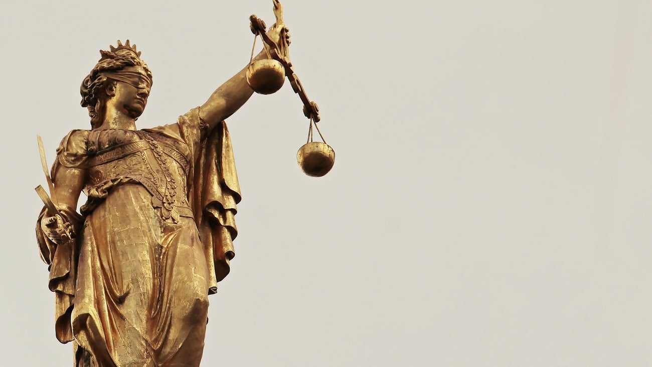 One-star reviews didn’t defame law firm