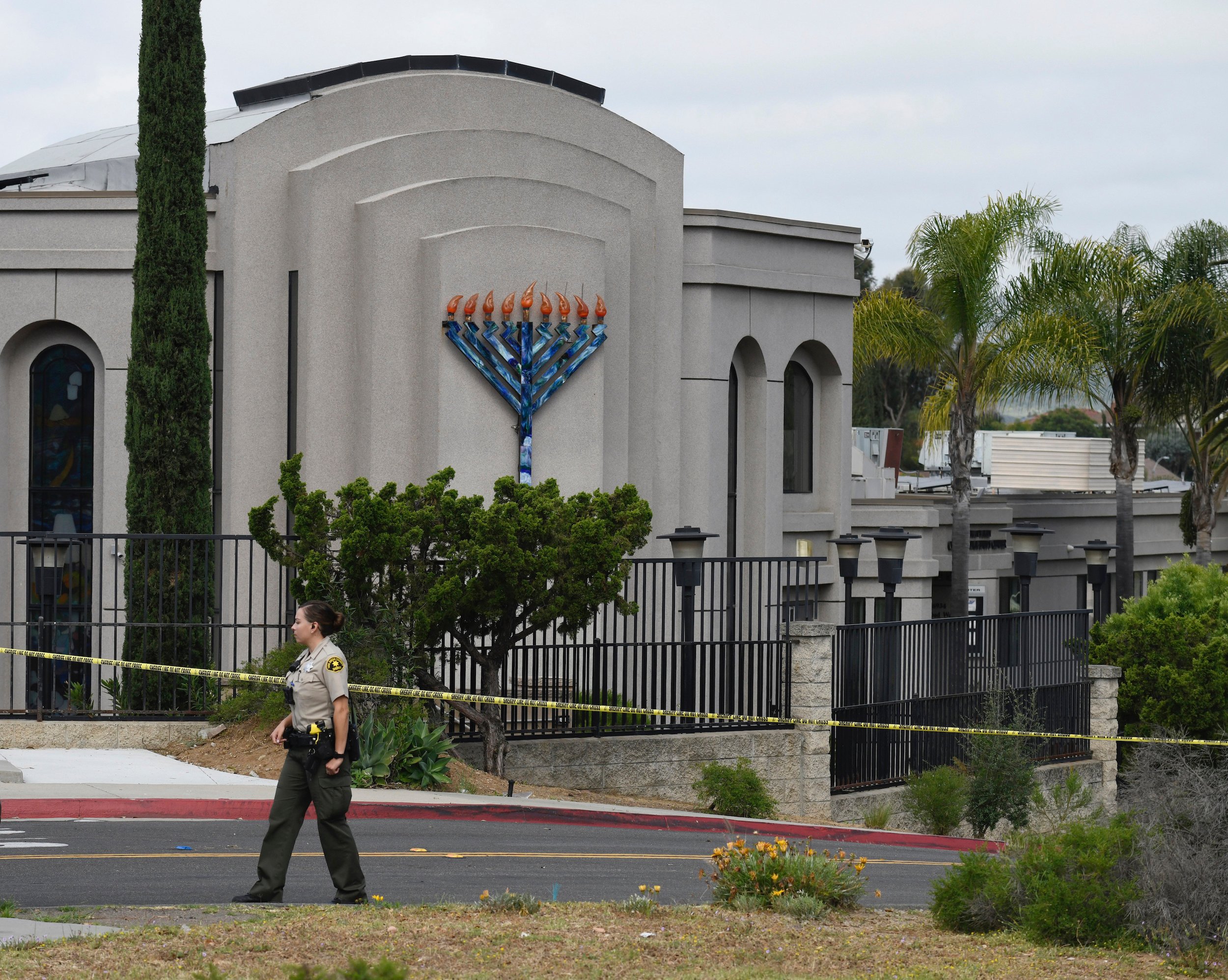 Synagogue shooter who killed 1, injured others gets life in prison ...