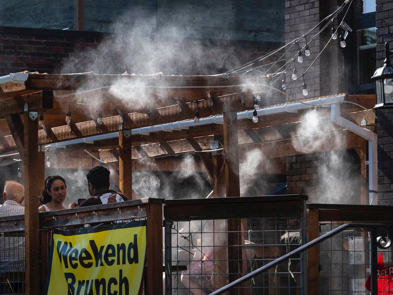 Cooling centers open doors as heat wave hits Northwest | Courthouse ...