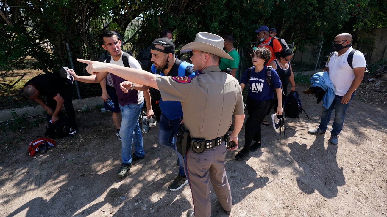 LegalWireDaily — Texas immigration law partially blocked by federal judge