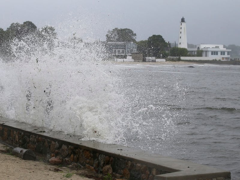 Tropical Storm Henri makes landfall in Rhode Island | Courthouse News ...