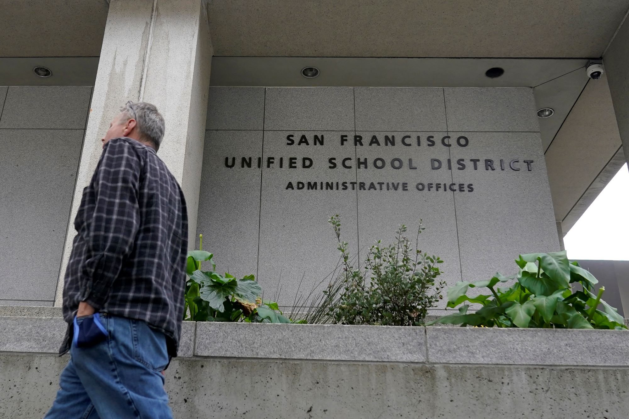 San Francisco schools urge judge to block AmeriCorps grant cuts over