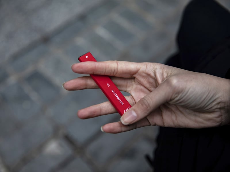 Oregon urges justices to keep vape product packaging rules