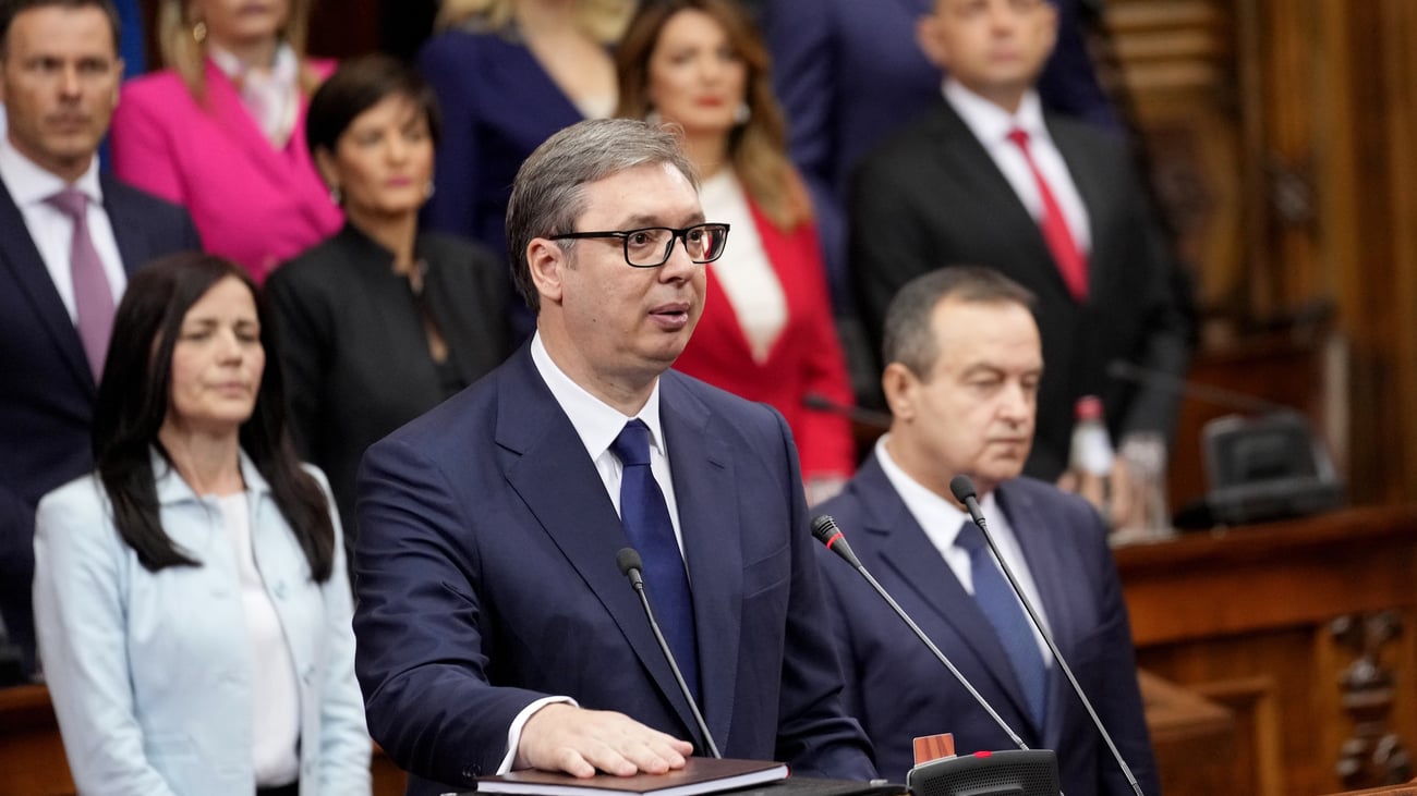 EU suspends funds for Serbia over law reforms