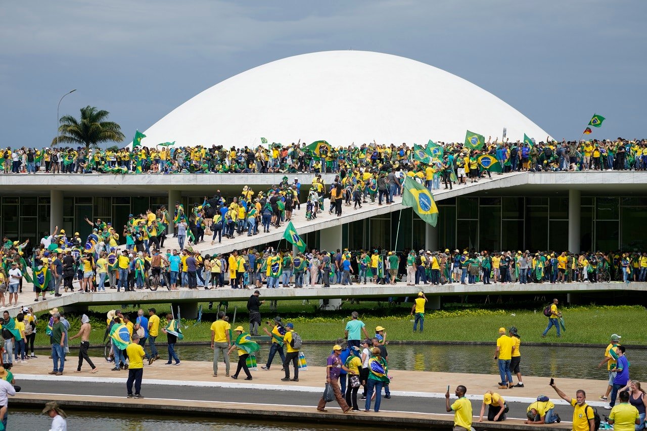 Pro-Bolsonaro crowd storms Brazil’s Congress, other sites | Courthouse ...