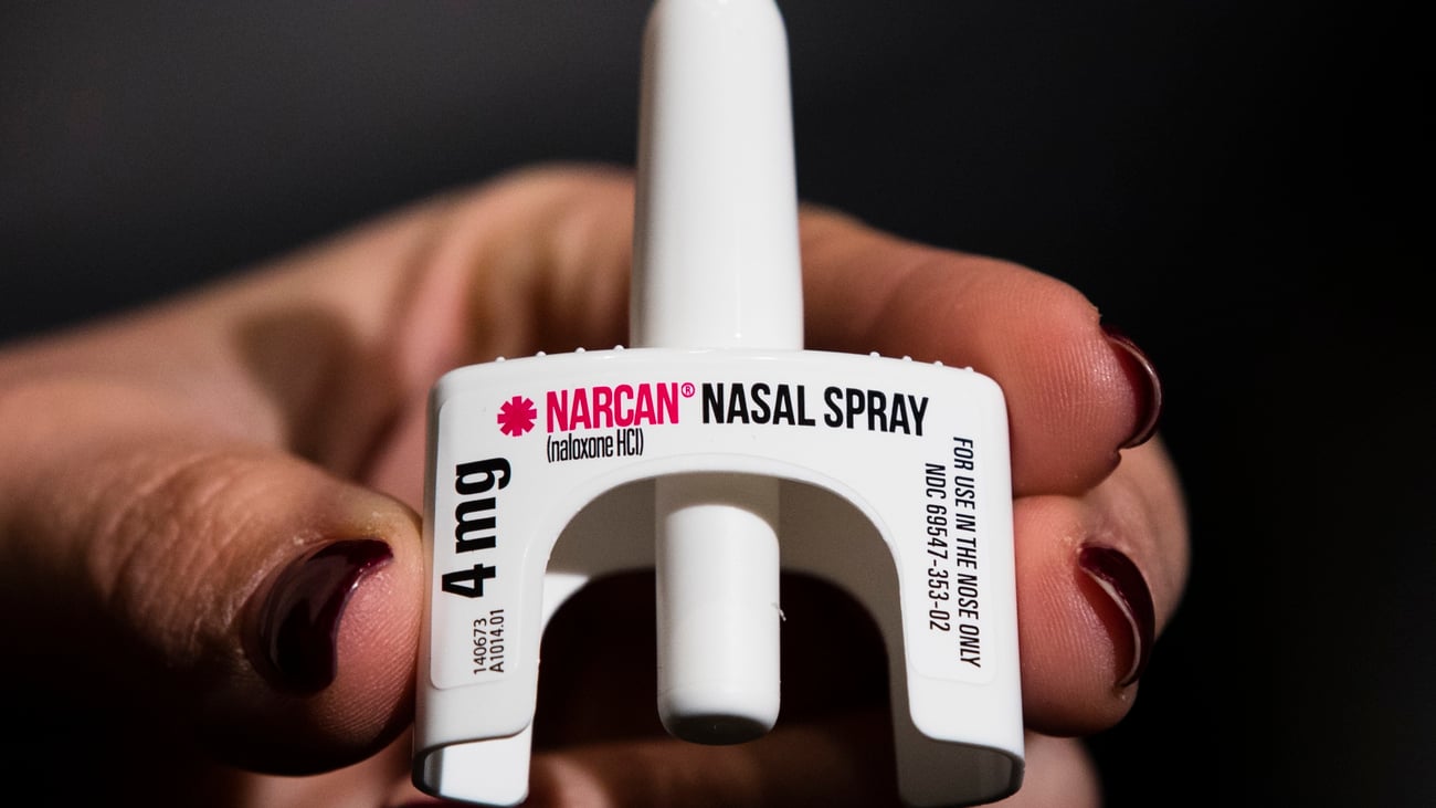 US overdose deaths fell again in 2025, but some worry about policy and drug supply changes